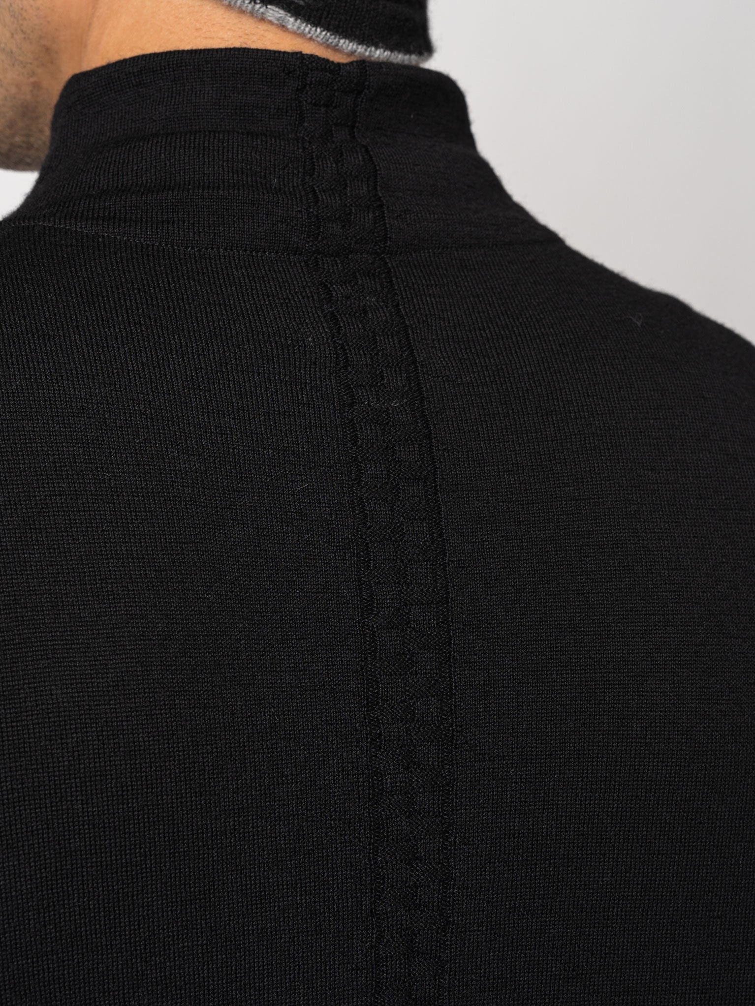 Thin Wool Zip-Up Sweater